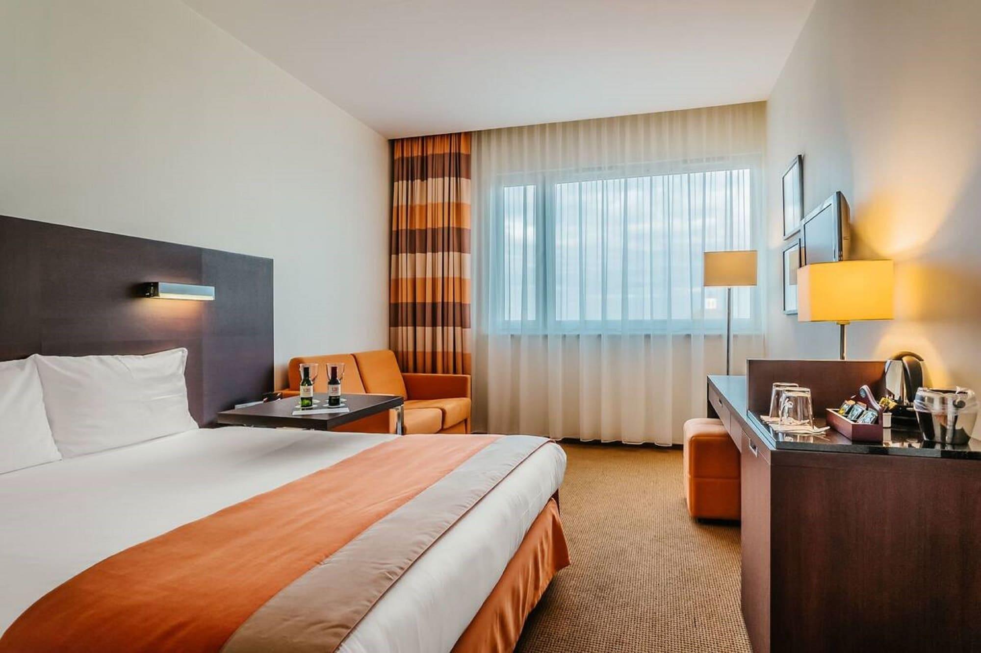 Desilva Warszawa Piaseczno Hotel เพียเซตชโน ภายนอก รูปภาพ