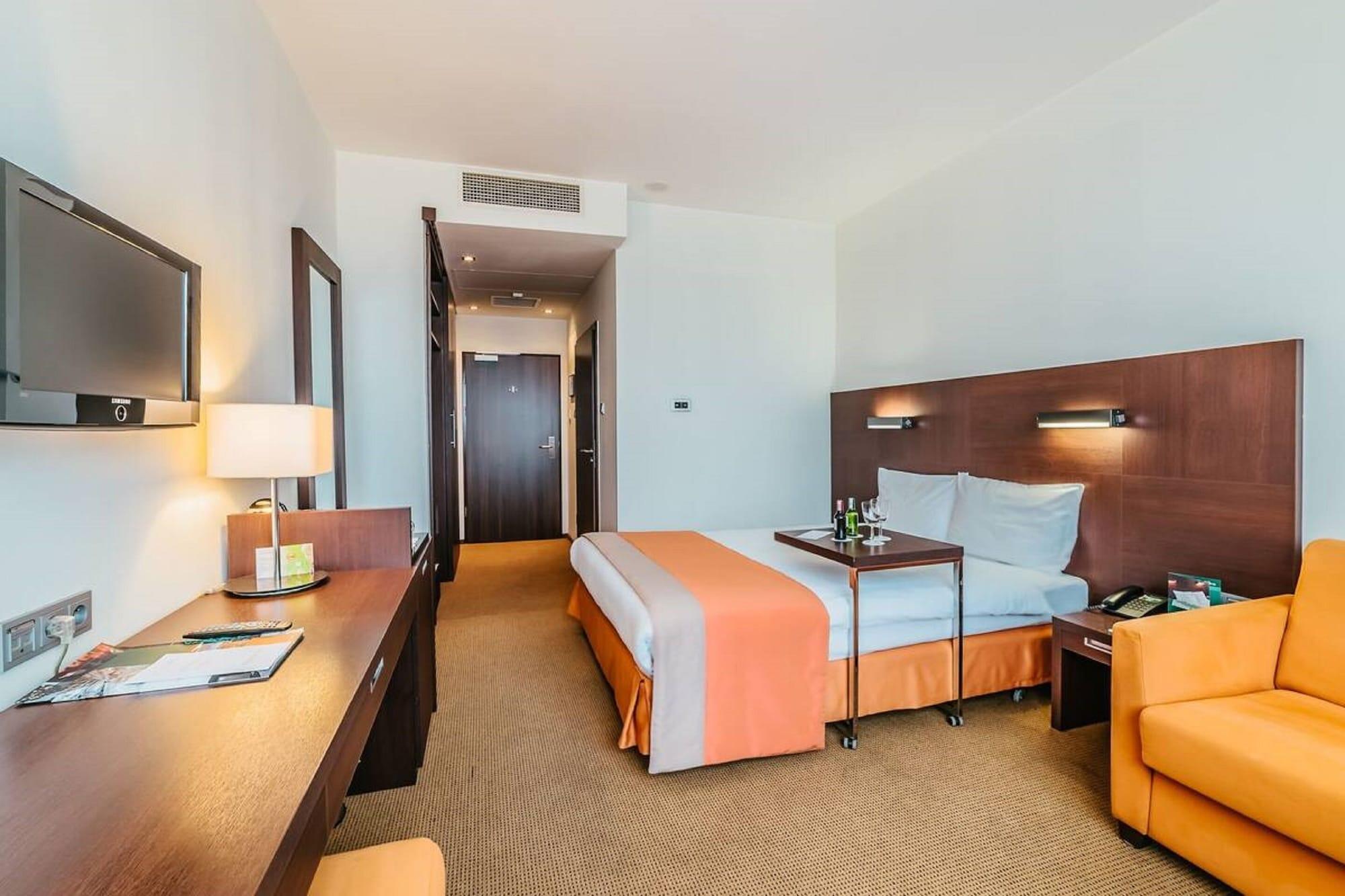 Desilva Warszawa Piaseczno Hotel เพียเซตชโน ภายนอก รูปภาพ