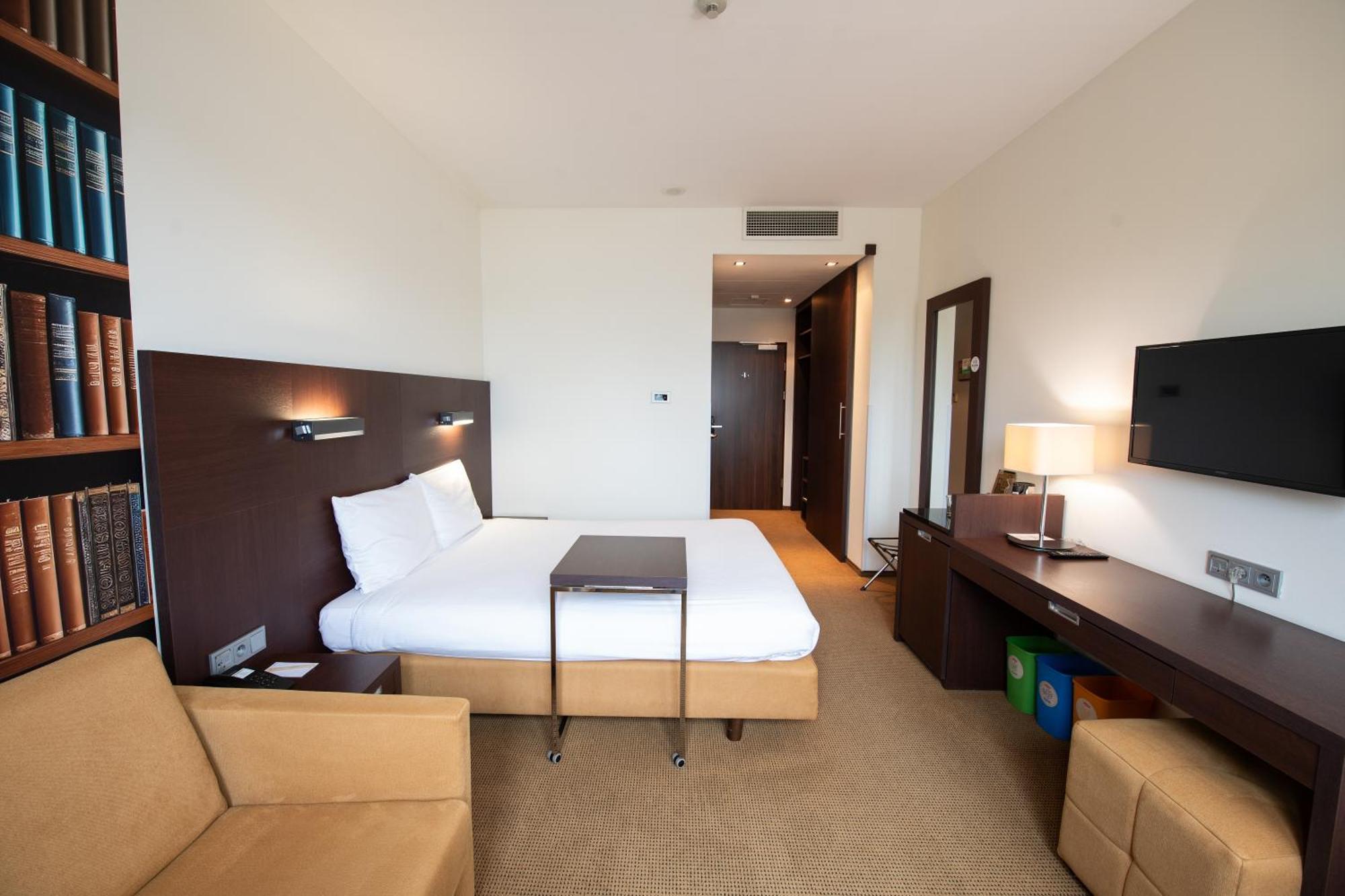 Desilva Warszawa Piaseczno Hotel เพียเซตชโน ภายนอก รูปภาพ