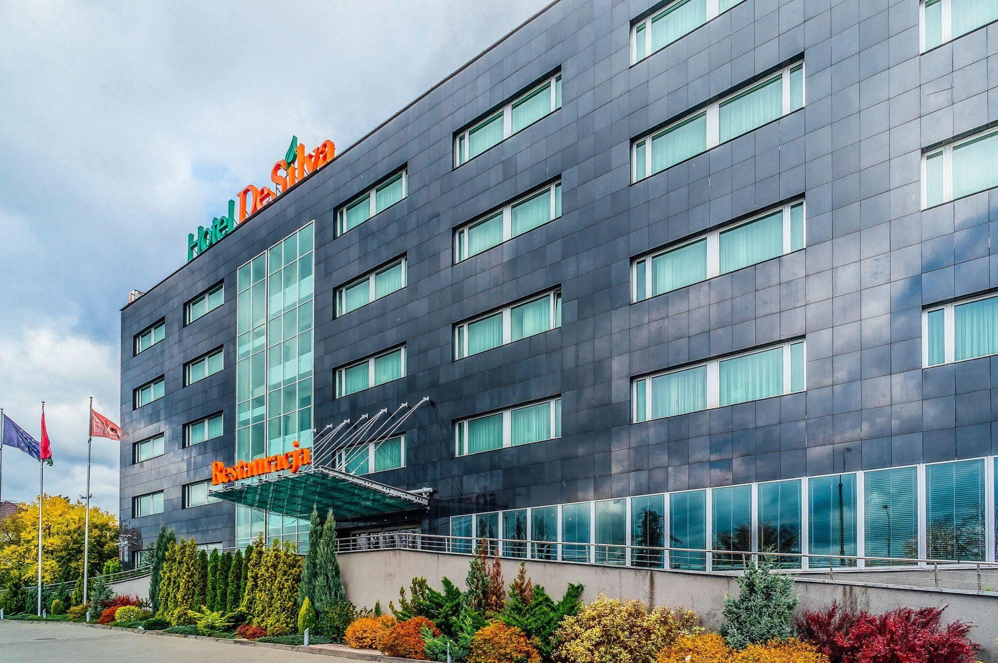 Desilva Warszawa Piaseczno Hotel เพียเซตชโน ภายนอก รูปภาพ